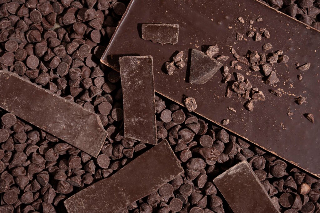 ΜΑΥΡΗ ΣΟΚΟΛΑΤΑ ΚΑΙ ΩΦΕΛΗ ΤΗΣ